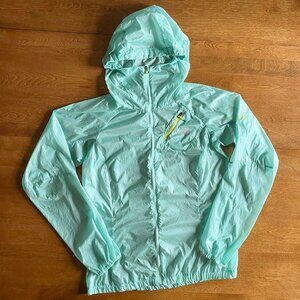 The North Face mint green ultralight jacket S